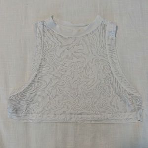 Lululemon cropped tank top